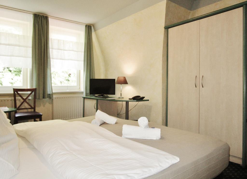 Ostseebad Kühlungsborn Hotel Ostseestern מראה חיצוני תמונה